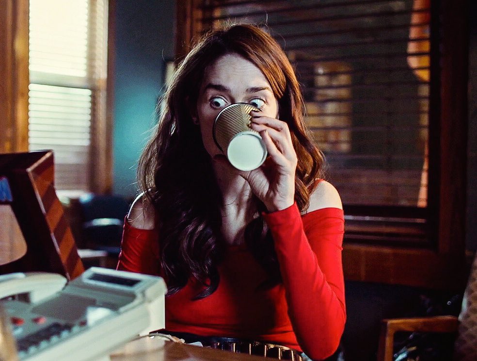 Wynonna Earp as cats, a thread: