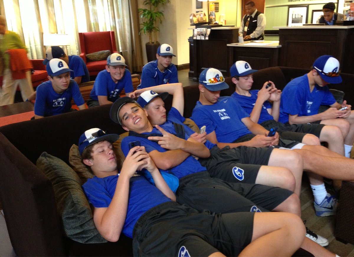stlgamers's tweet image. Flashback to a great 15u team in a much simpler time with no fear and no social distancing.