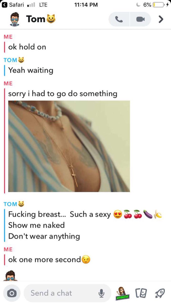 sackboygerard's tweet photo. sooooo a guy added me on snap asking for nudes so i did as any smart woman does and sent harrys boobs #hoobies #hoobs https://t.co/g4H62iRmM1