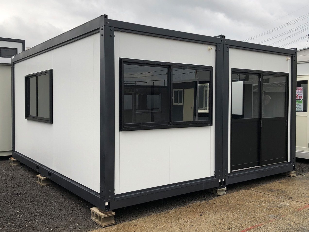 ユープレハブ スペースクリエイト 関西エリアにあるユニットハウス 詳細 T Co Caikeunseo 多数 展示中 オシャレで事務所にもできるユニットハウス展示中です オシャレなプレハブ プレハブ ユニットハウス 大阪 関西エリア 関西