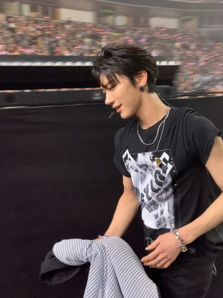 how ten looks in real life - a devastating thread