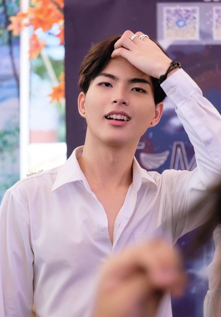 BeeBee_tsnl's tweet photo. เสยเก่ง

#U_nique
#big_unique
#U_niqueofficial
@Focacci31393120

#เด็กดื้อที่แปลว่าน่ารัก
[ 201213 ] Central World https://t.co/mpG06nGgkY