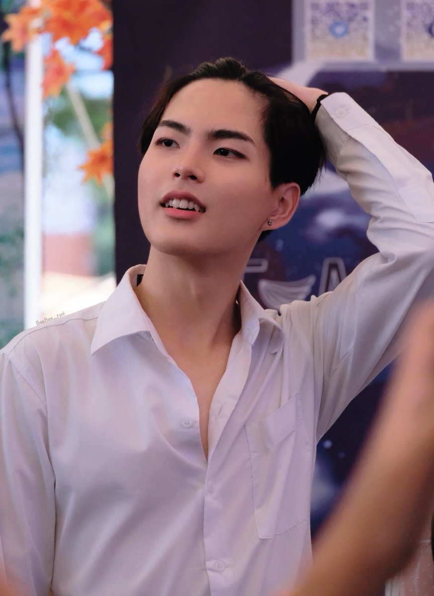 BeeBee_tsnl's tweet photo. เสยเก่ง

#U_nique
#big_unique
#U_niqueofficial
@Focacci31393120

#เด็กดื้อที่แปลว่าน่ารัก
[ 201213 ] Central World https://t.co/mpG06nGgkY