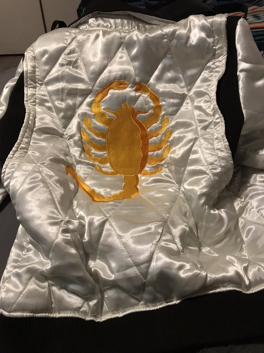 SATINITES's tweet photo. /   my  self-given  Xmas
    gift   is   finally   here . https://t.co/k0ulub9Fyd