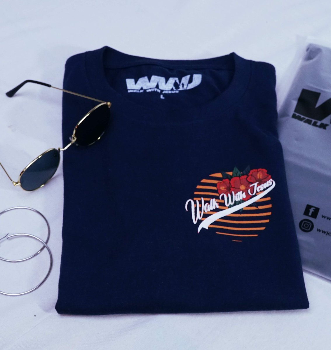 wwjclothing's tweet photo. We serve quality products. 💯 

#styledwithpurpose #christianclothingbrand #shoplocal #supportlocal #putonlocal #wwjclothing #WalkWithJesus #christianclothing #smallbusiness https://t.co/9vLgCHGMjs