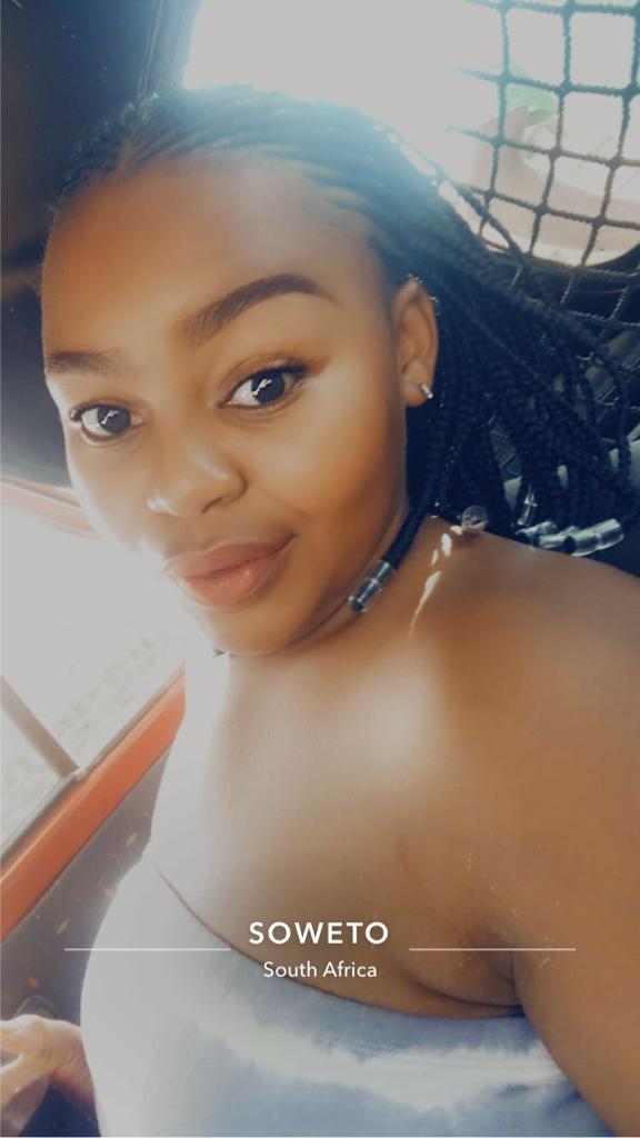XoleeThutha's tweet photo. Tuesday 😘😘 https://t.co/IDvVeltn6M