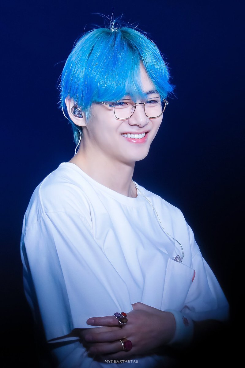Taehyung in blue hairs — a dominating thread