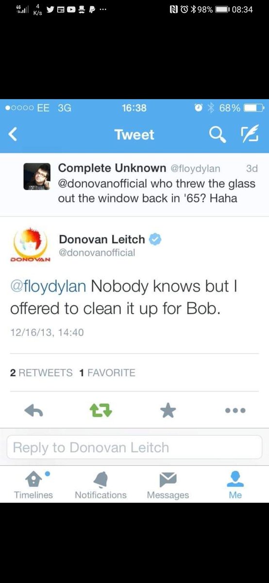 floydylan's tweet image. #Throwback to when @donovanofficial was talking to everyone.