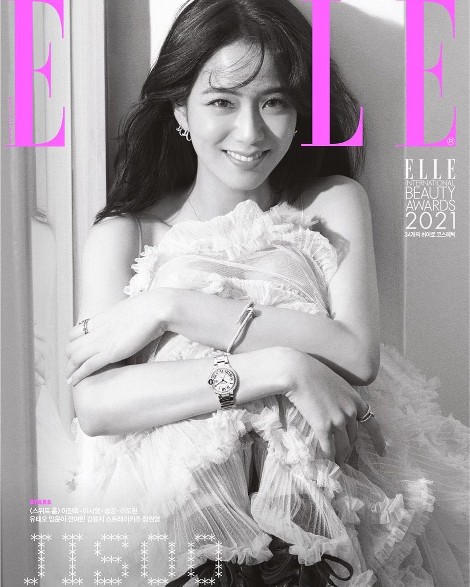 jisoo pics tweet media
