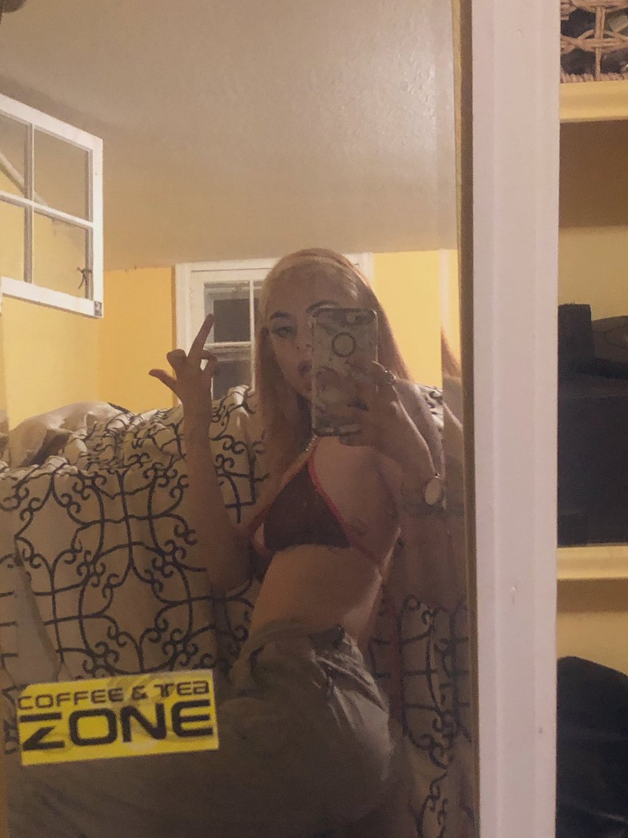 izzy tweet media
