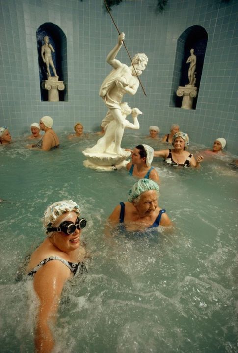 multoken's tweet image. Jonathan Blair, "Women enjoy the benefits of a heated whirlpool" 
Saint Petersburg, Florida, 1973