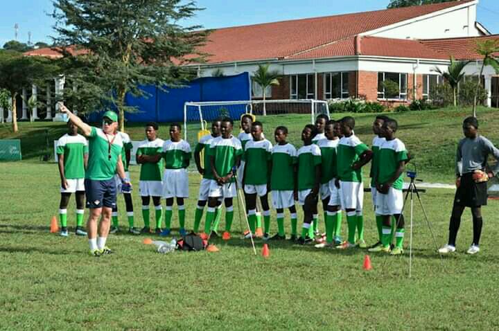 ASacademy_zw's tweet photo. Good morning Zimbabwe.
We had 4 of our youngsters turn up for Los Verdiblancos @RealBetis_en academy (Zim) this weekend. We wish them well in the Green and White
Tinashe Tinagugu (Goalkeeper )
Trust Masawi
Panashe Murungweni (Skipper)
Langton Chipunza
#ASacademy
#HappyHolidays https://t.co/gn3OLAmro6