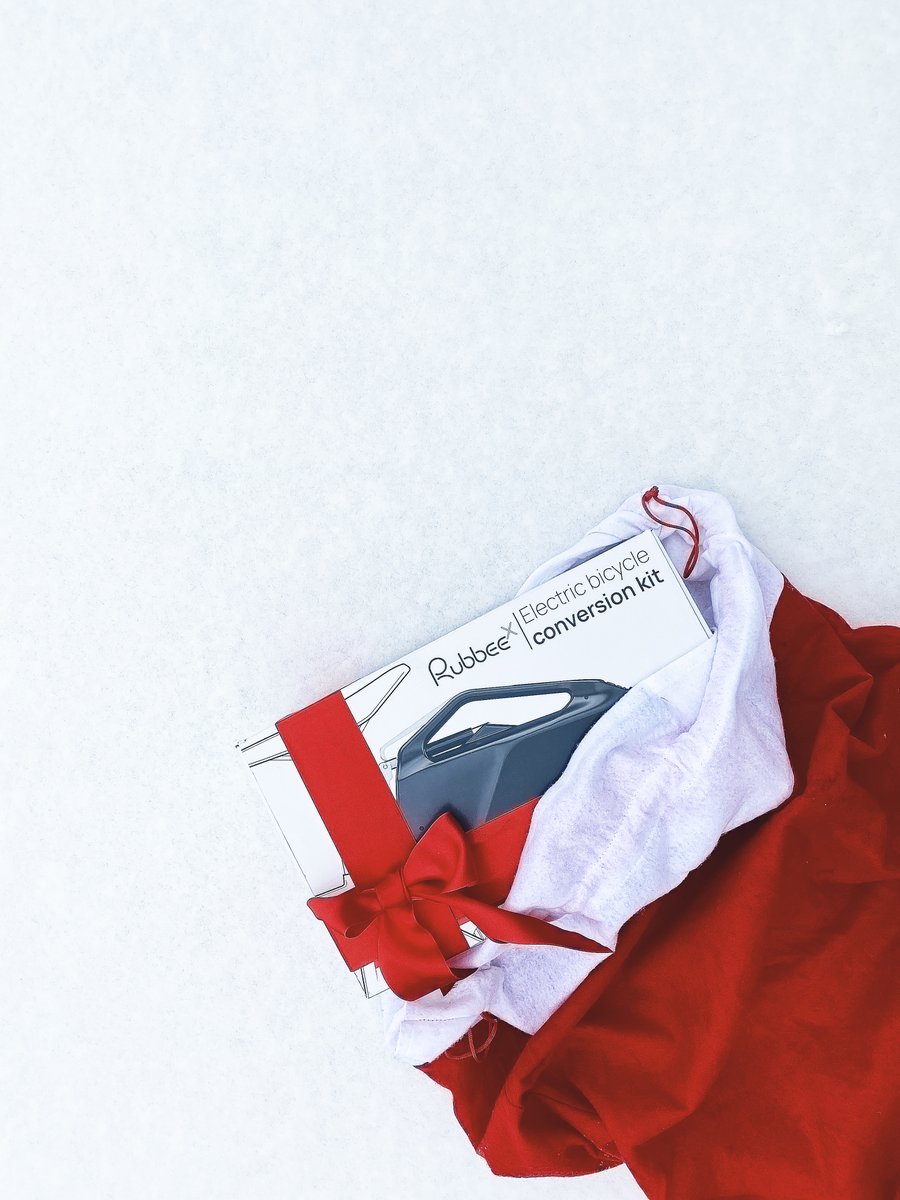 RubbeeDrive's tweet image. Make some space on Your gift list! 🎅🎁
Use promo code RBXMAS to get a 10% discount 💥 rubbee.co.uk

#rubbee #Ebikes #electricbikes #electricmobility #ElectricVehicle #ChristmasGiftIdeas