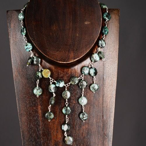 Joolzery's tweet photo. Last posting dates in time for Christmas for https://t.co/wrRWs4wGiF &amp; https://t.co/sKJGEgqNhH

#EarlyBiz #firsttmaster #etsy #shopsmall #christmasgifts #ChristmasIsComing #handmadejewellery #healingcrystals #wellness #wellbeinggifts #tuesdaymorning #postingdates https://t.co/gCDnFz7UYv