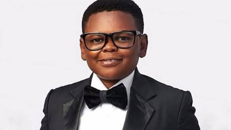 sirelanke's tweet photo. Pick your favorite Lord of Memes

Retweet for Osita Iheme
Like for Odunlade Adekola https://t.co/H3I4eaRARc