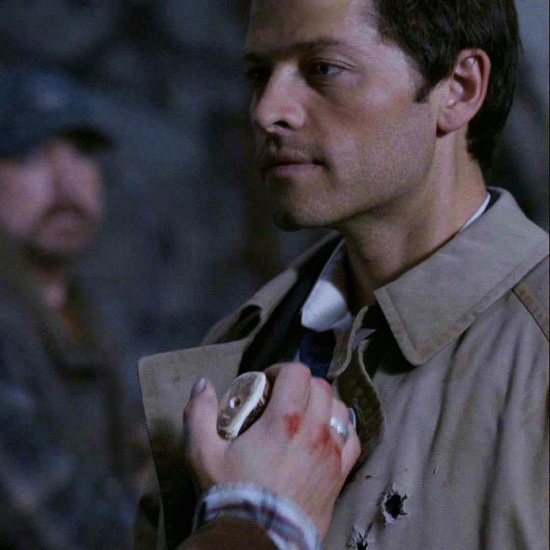thread of castiel pics to look at when you’re having a castiel breakdown:
