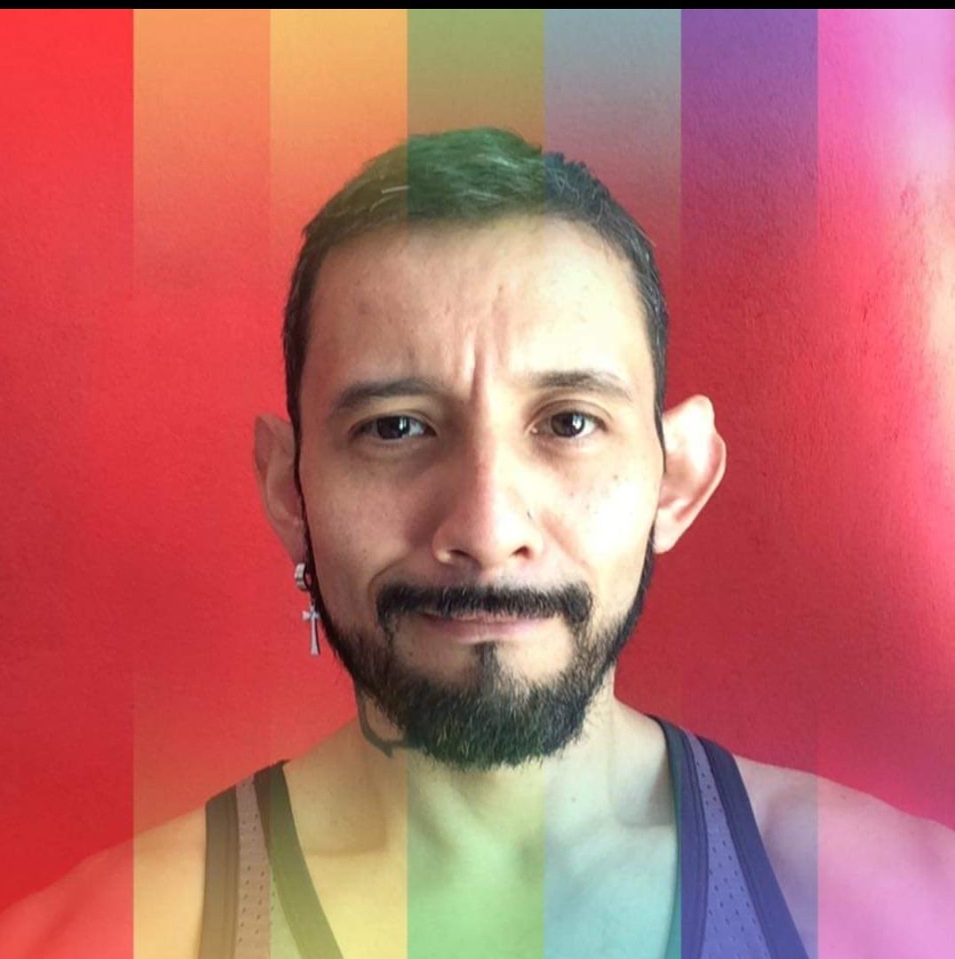 betitobbck100's tweet photo. Se cierra.. La CUENTA DEL
@CuleadorapeloMX
YA TIENE ALAS.. Y ESTA VOLANDO AL CIELO..
#yanadietehara daño..
#Dejasatusfans #2pigboy #siempretriunfando #tevoyaextranar #amordeprincipe https://t.co/K9DZA3dog7