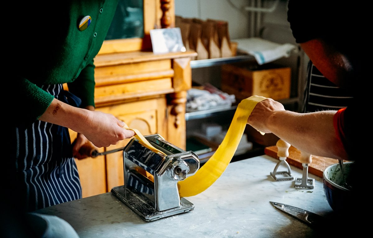 say_yuup's tweet photo. Over on the blog we've got local experience gifts to enjoy together this Christmas - whether you're after food, nature or craft experiences, they're perfect to look forward to sharing with friends and family ✨

Bristol gifts this way... https://t.co/cmXPNG4gTy https://t.co/wKDb8Pbhke