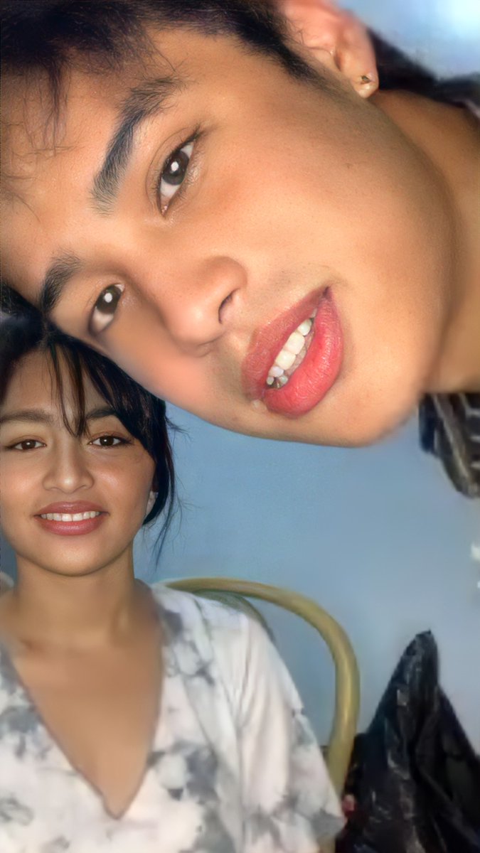 DonViOfficial's tweet photo. Maaaa, hindi na 'to edited ma.

#DonVi #DeibSay #HesIntoHer 💘 https://t.co/STvrWDPiVz