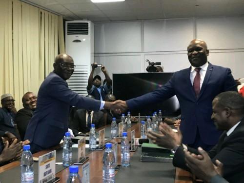 info_cacao's tweet photo. L’ivoirien Atlantic #Cacao Corporation, basé dans la zone industrielle du Port Autonome de Kribi (PAK) a lancé officiellement ses activités. https://t.co/u9cY46DswO