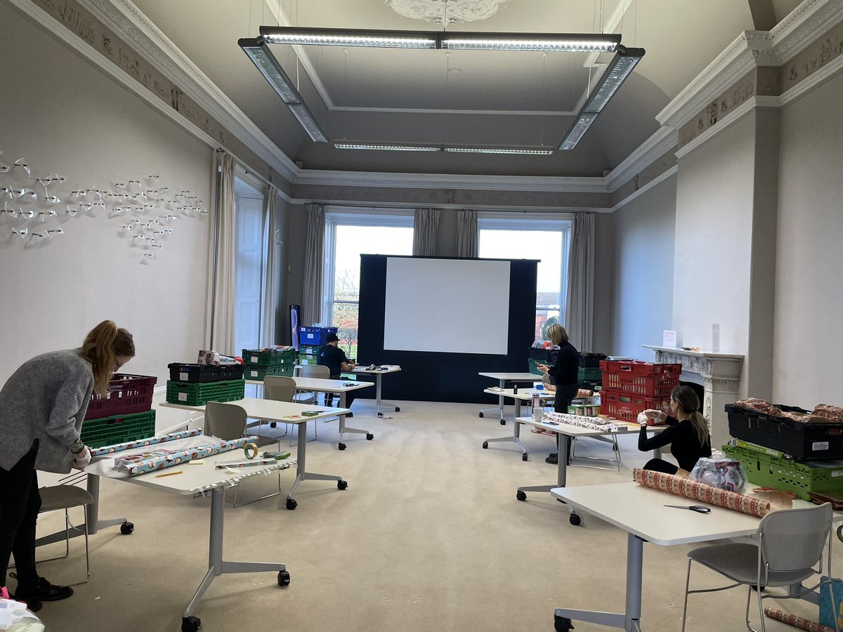 EugeniaWhitby's tweet photo. Productive morning for @BruntwoodWorks cares day at Booths Park, wrapping #WishingTree gifts for @TheWelcomeKnuts https://t.co/JP8xf2sMJw
