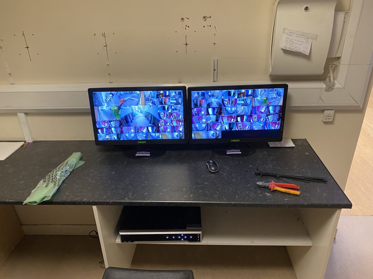 GuardianPropSve's tweet photo. During the 2020 COVID pandemic, Guardian Property Services carried out an installation and upgrade of CCTV in the Ty Tom Jones hostel in https://t.co/vnud8zjUX9 find out more about our security equipment services click here https://t.co/rN6XVJoY6v https://t.co/uWA7SEwxgW