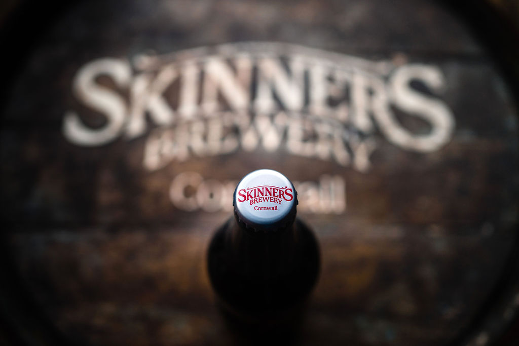 Skinnersbrewery's tweet photo. Whisper it quietly… We still have a few cases of Cornish Knocker left. Once it’s gone it’s gone (until next autumn anyway!) Both home delivery and drive-through collection available... 

#cornishknocker #skinnersbrewery #goldenale https://t.co/EKCKpueLKC