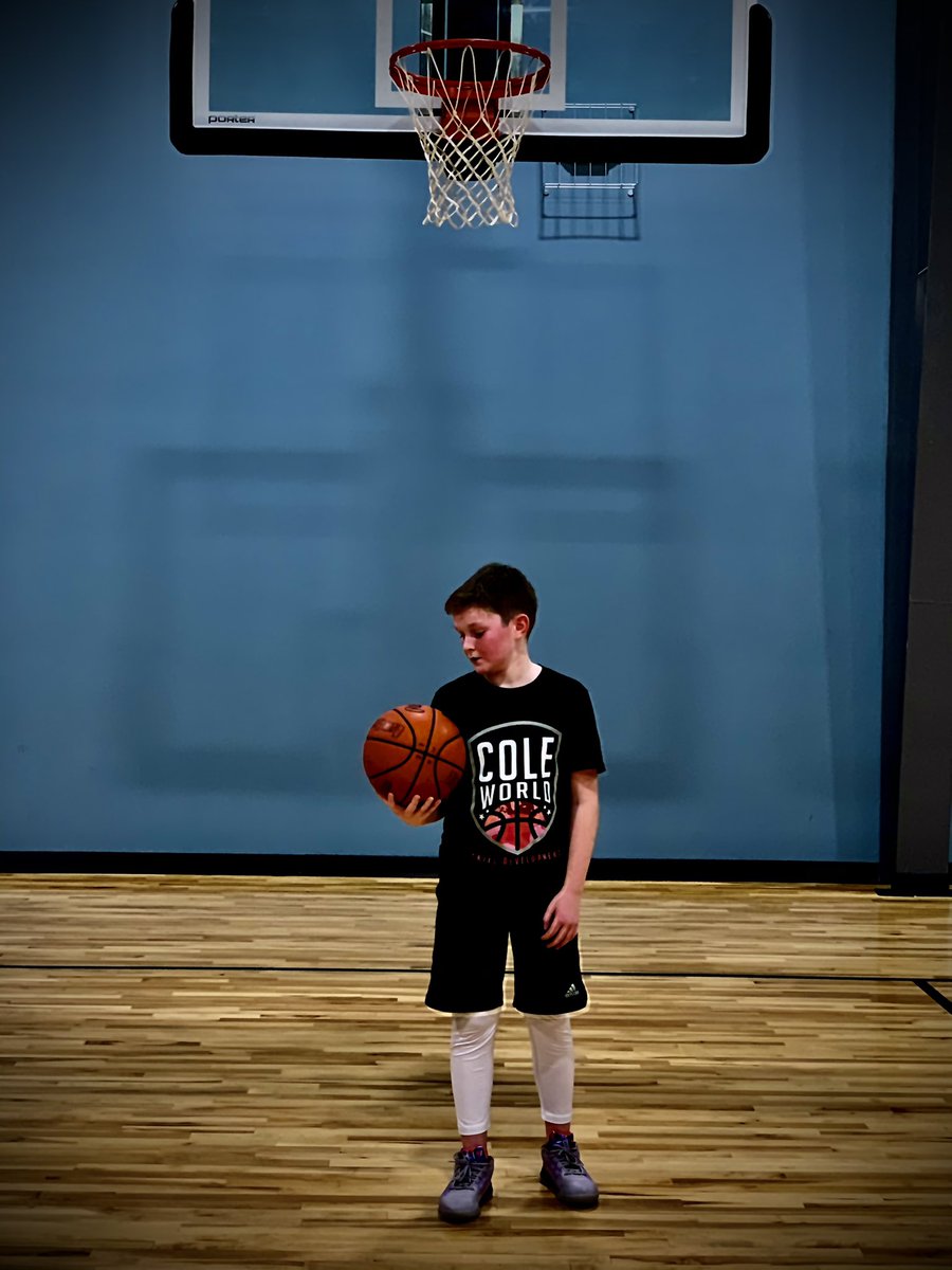 AdamMonroe77's tweet photo. When you think you have done enough, do a little more because someone out there is working harder than you. #coleworldskilldevelopment @Jcthetrainer23 https://t.co/6xxwC2vjMf