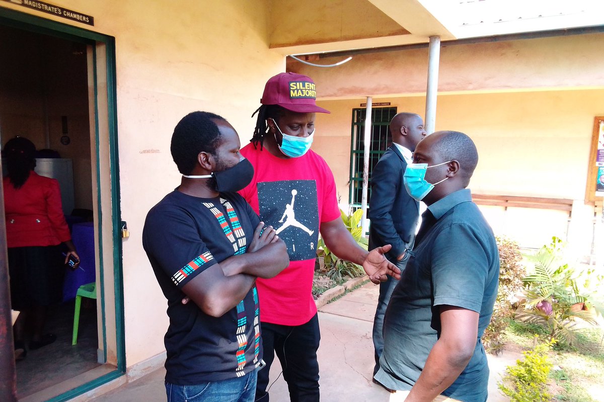 XclusiveUg's tweet image. #FreeOmahLay #FreeTems @BebeCoolUG pulling the strings