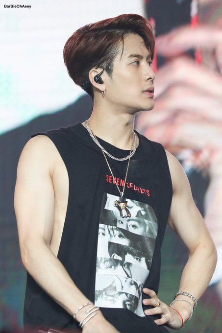 this is how jackson wang looks like in real life: a very devastating thread  @JacksonWang852  @GOT7Official  #GOT7  