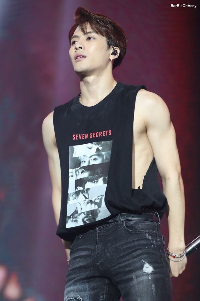this is how jackson wang looks like in real life: a very devastating thread  @JacksonWang852  @GOT7Official  #GOT7  