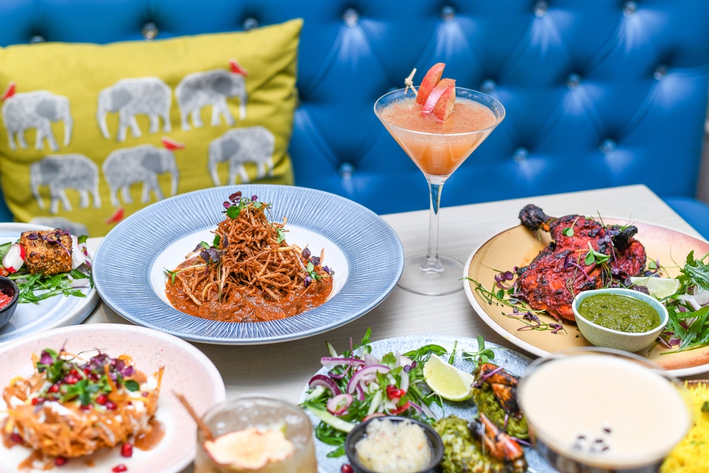 NamaasteUK's tweet photo. We're disappointed that we can't see you all in person over the festive season, but we will be here for you for collection and delivery throughout tier 3

Join us one for time today for the best Indian food and hospitality https://t.co/bIkK0x7VxU