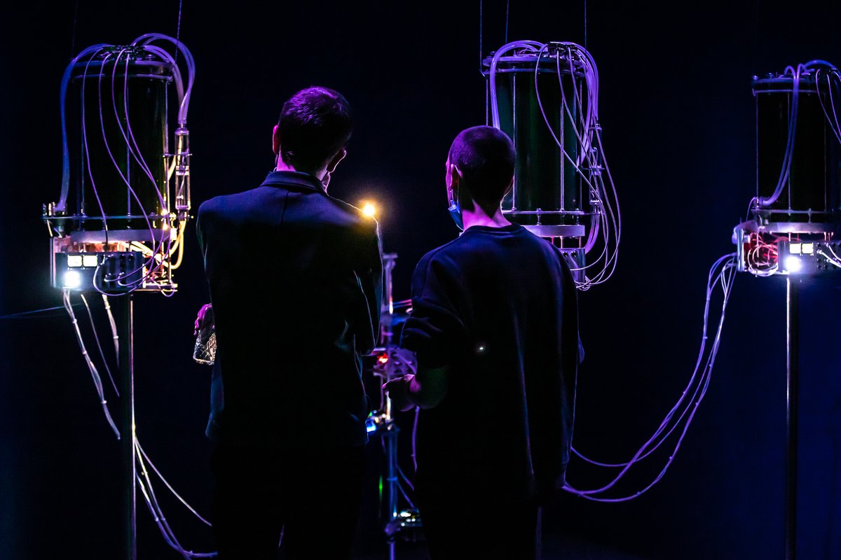 Opening Evolutionaries --> flic.kr/s/aHsmSQETD8