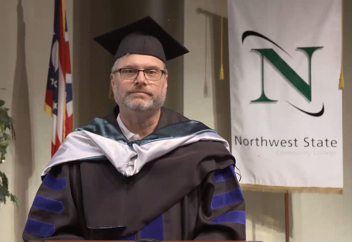 Pres_Thomson's tweet photo. Congrats to our 118 grads Monday evening! https://t.co/Rp22IVpDvw