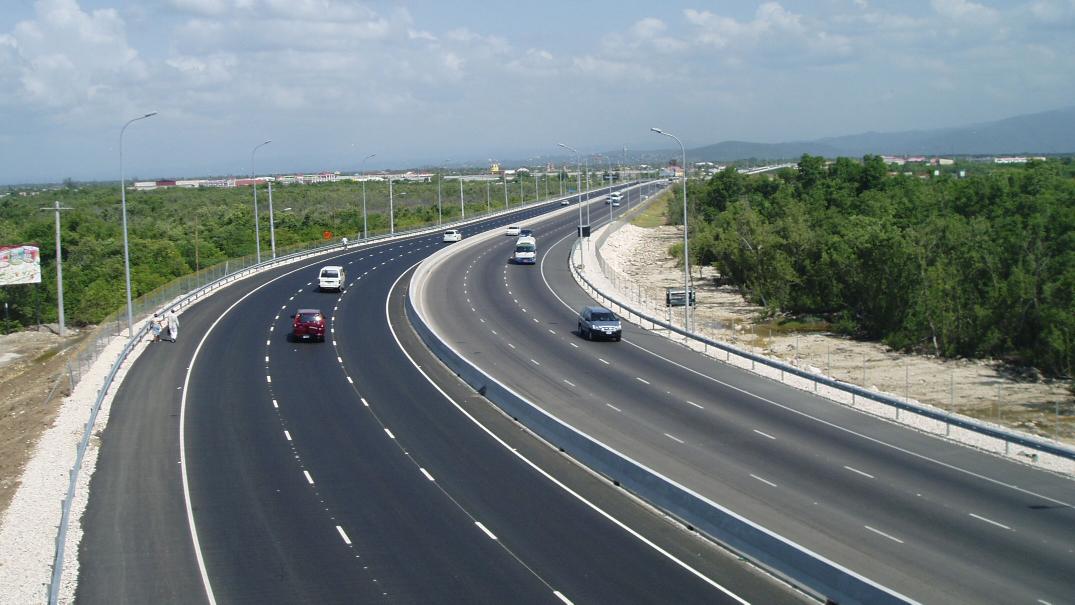 நெடுஞ்சாலைகளில் வாகனங்களை ஓட்டத் தெரிந்த பலருக்கும் சாலைகளில் இடம் பெற்றவை குறித்து அறிந்திருப்பதில்லை...அதை பற்றி ஒரு Thread...