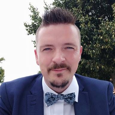 TalendCommunity's tweet photo. Meet Community champion of the quarter Michael van Ryswyk: Helping People (and Platforms) Expand their Capabilities! #TalendCommunity #Talend #champion https://t.co/TloSKOBCpE