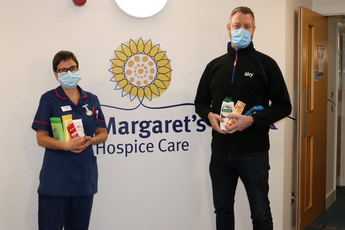 st_marg's tweet photo. We would like to say a big thank you to local Matt Sky TV Engineer Team Lead, and to SKY TV, for donating an amazing £100 worth of toiletries to the In-patient Unit in Taunton. The staff and patients hugely appreciate your generosity, thank you 🌻 #dontion #feelingthankful https://t.co/yKD5aNC799