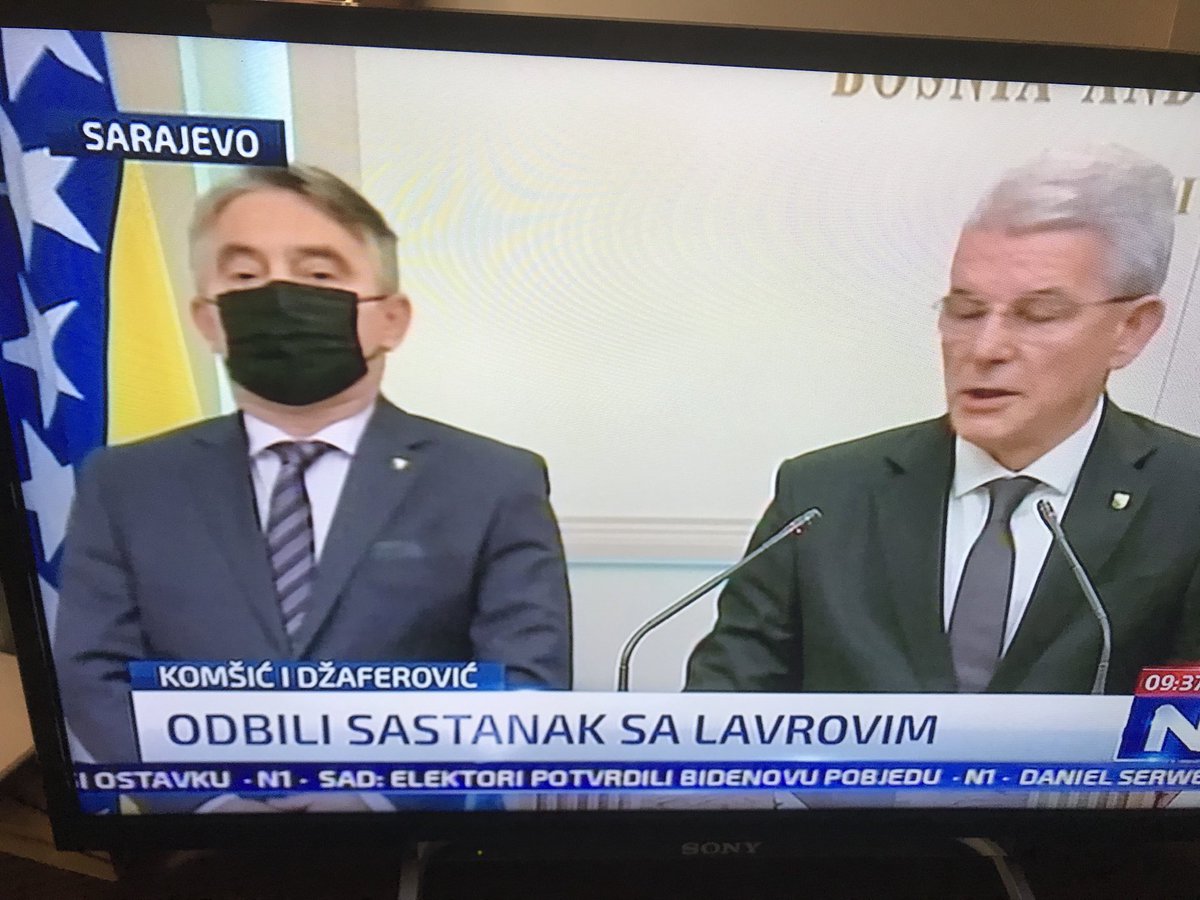 fuadidi's tweet photo. Ocuvati ovo malo ponosa
#BiH
Zasluzeni diplomatski poraz #Lavrova u Sarajevu
#zeljkokomsic #sefikdzaferovic https://t.co/MaFBpqx2h8