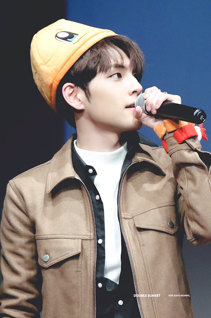 n년 전 오늘의 원필 tweet media