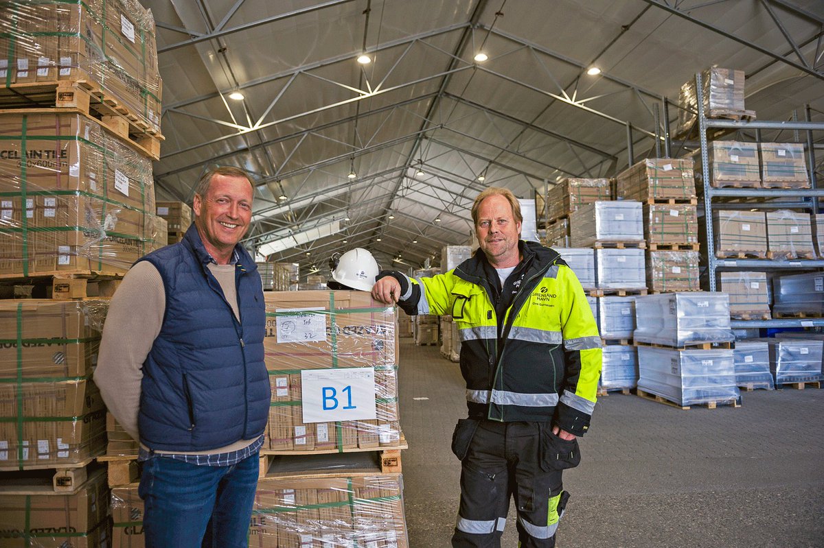 RubbGroup's tweet image. Discussing Skien Harbour’s third Rubb hall with Ove Gunleksen and Erik Storhaug

Read more here: rubb.com/discussing-ski…

#SkeinHarbour #RubbBuildings #FabricBuildings #FabricStructures #RubbHall #Storage