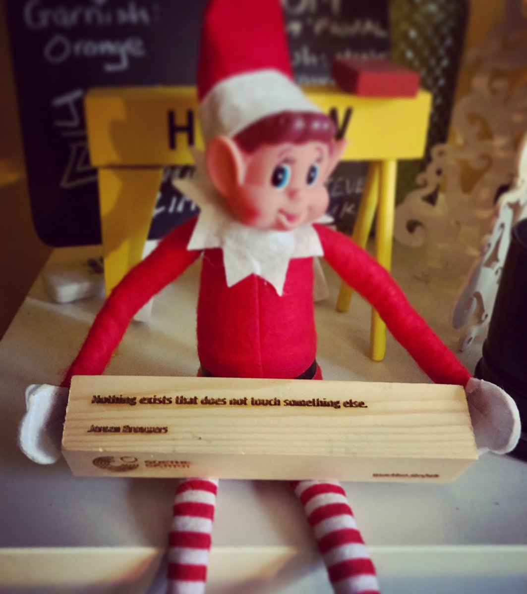grafferty's tweet photo. Elfie delighted to receive a quote block from Belfast’s #DisappearingWall 🙌 #NothingExistsThatDoesNotTouchSomethingElse 

#GoetheForEurope #EU2020DE @Catalyst_Arts 
 @UrbanScaleInt https://t.co/wjZr7fDsub