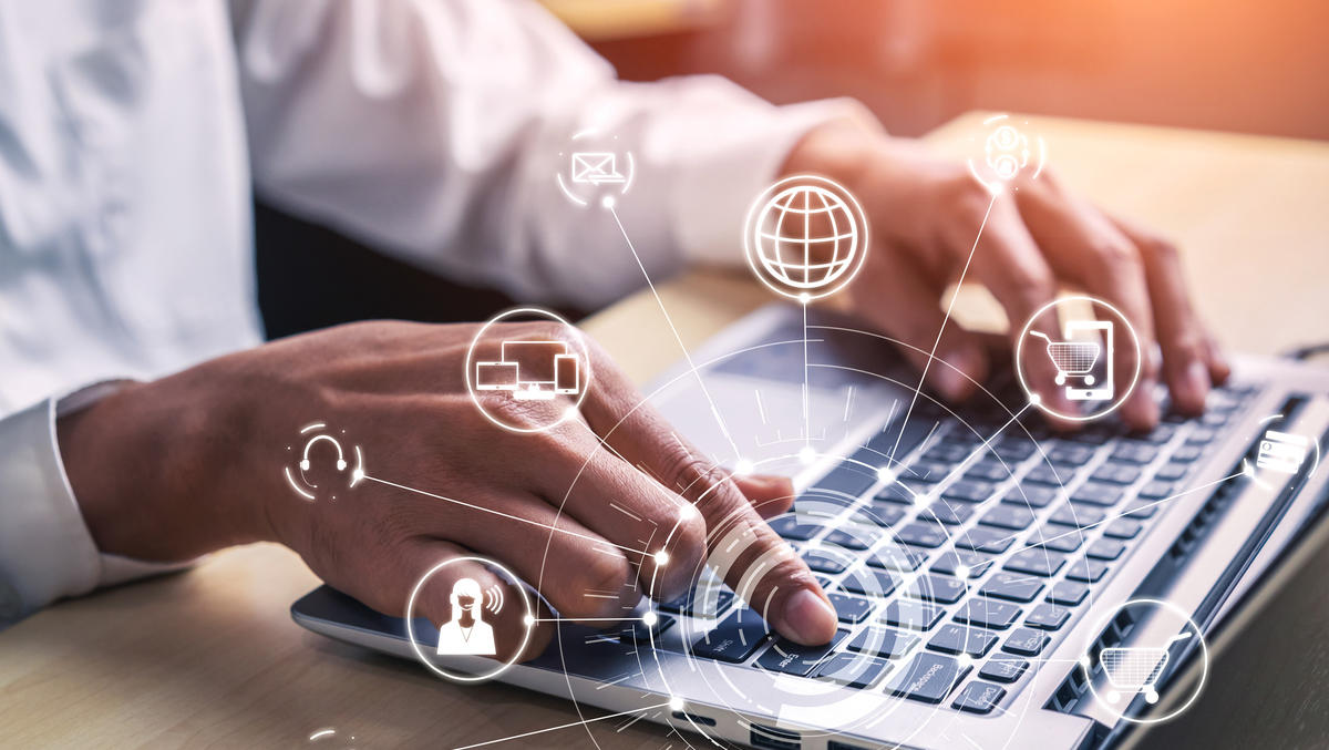 Smart Associates tweet media