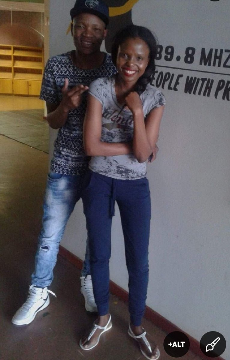 Hunadi_theHost's tweet photo. on this day, @MasterKGsa and I agreed that we both gonna make it. π
He made it and I am super proud of him. I still pump his music le now. I hope to have a conversation with him again and he has some brand new music ππ #HunaditheHost https://t.co/ef7HmRrxFn