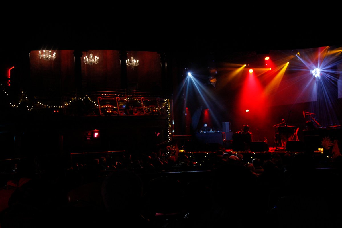 Few photo's from our show last week at @TheGrandClapham with @TeethoftheSea, <a href="/StrongUtopia/">The Utopia Strong</a> &amp; @thenananicol last week by <a href="/HGBuckle/">Holly Buckle</a> 
facebook.com/media/set/?van…