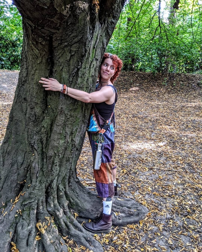 thebechdelbitch's tweet photo. Tree huggin' with my hench af arm (I promise this was candid) 💪🌳 see you on the other side of tier 3 my babes xx p.s. album of the year list coming soon!
#treehugger #girlswholift
#feministblogger #feminist #writersofig #writer #bloggersofig #thebechdelbitch #witchesofig https://t.co/b9qZCkWeuR