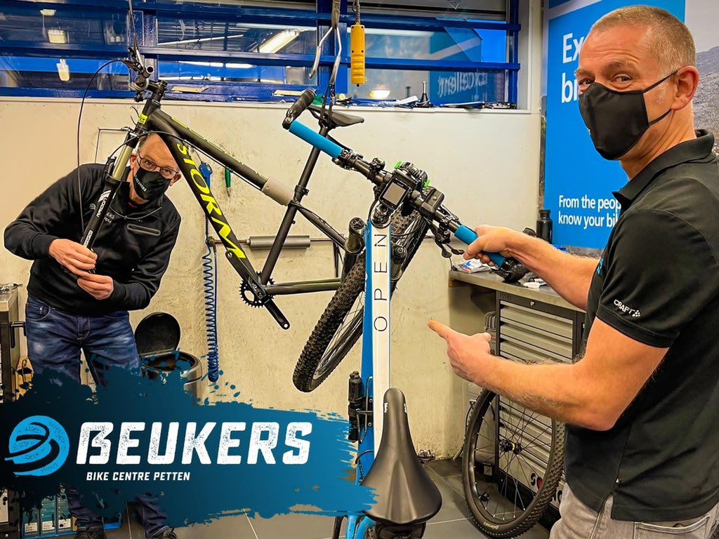 DE WERKPLAATS = OPEN!! 😃💪

Ook voor ons betekent de aangescherpte Corona virus regelgeving dat we de winkel helaas tot en met 19 Januari moeten sluiten❌ Goed nieuws is dat onze werkplaats wel open mag blijven!✅

Meer info: beukersbikecentre.nl/winkel-geslote…