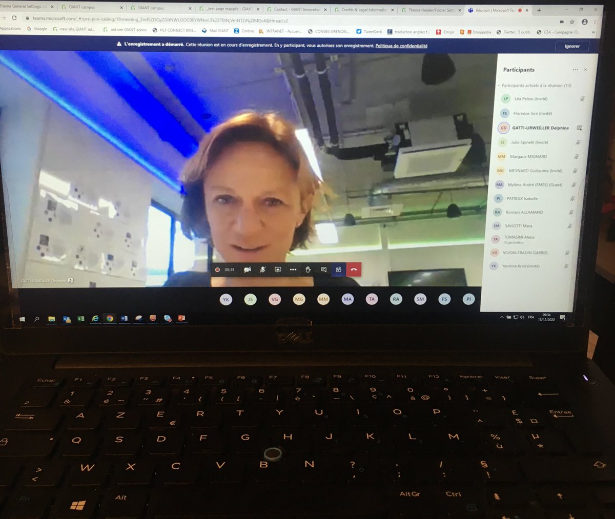 GIANTcampus's tweet image. Deuxième plateforme: le #TIMLab, pour Technology Innovation Management, qui nous est présenté par #DelphineGattiUrweiller un atelier de montage/démontage de projet innovant, et toujours en #équipe ! 📊