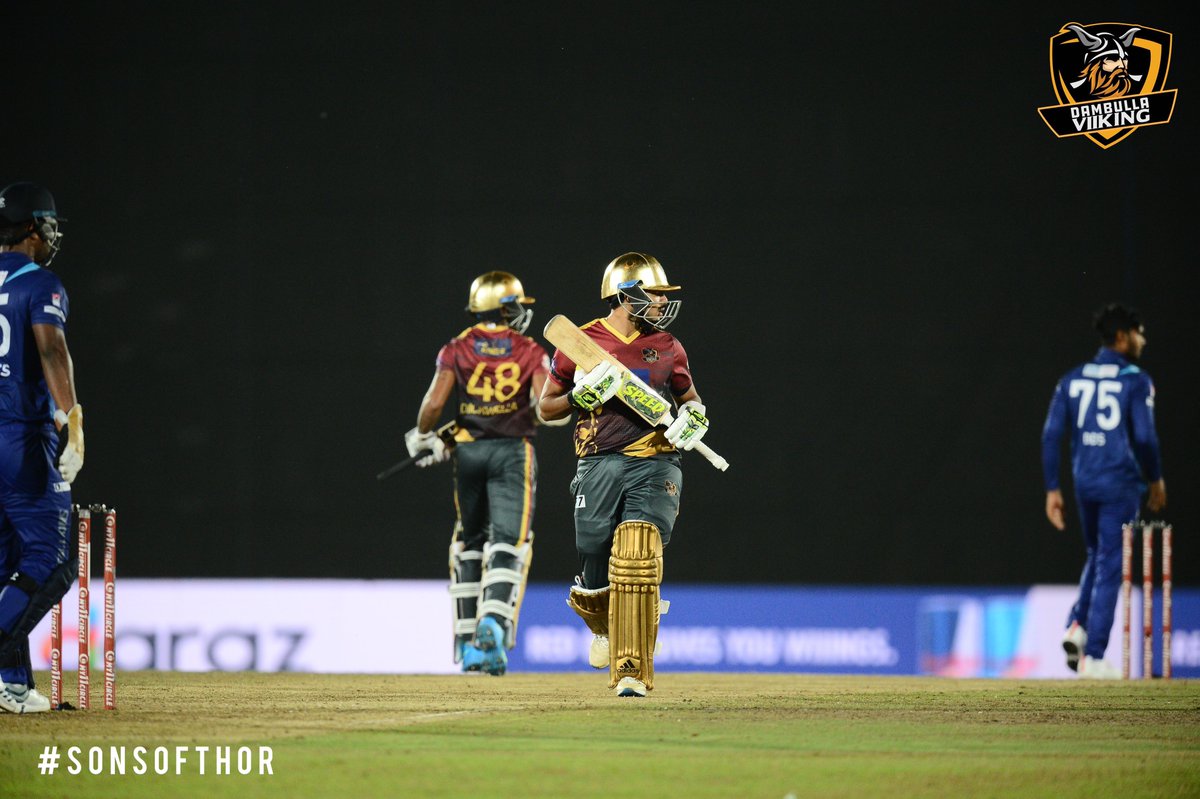 ViikingDambulla's tweet photo. A bold bowling effort but it wasn't our night. 🏏
We look forward to grabbing our next opportunity with both hands 👐🏼

Check out our match album 👀 - https://t.co/hDiyq9YLD8

#DambullaViiking #SonsOfThor #LPL2020 #HammerTime #SriLanka #Cricket #WeAreDambulla #DVvsJS https://t.co/8HFxxblAmV