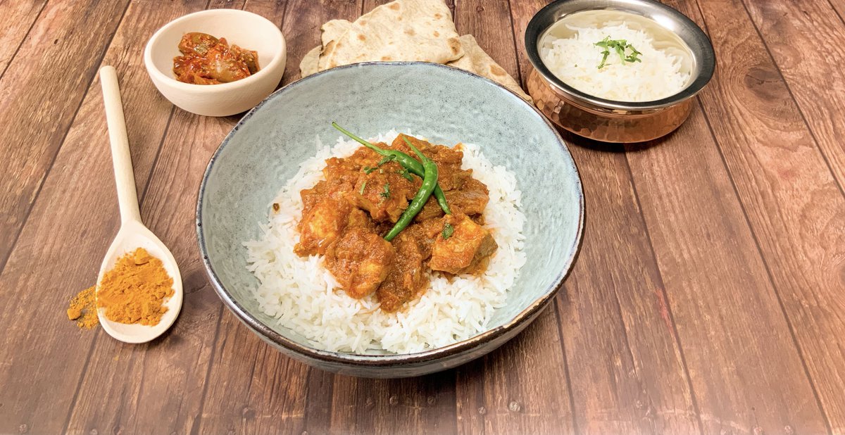 indianymca2's tweet photo. Authentic and traditional Indian food. We remain open for takeaway and deliveries via #ubereats . Link in bio to order #tier3london #londonTier3 #indianfood #currys #vegetarian #chickencurry #fishcurry #Foodie #Foodies https://t.co/4Ac92WZVOA