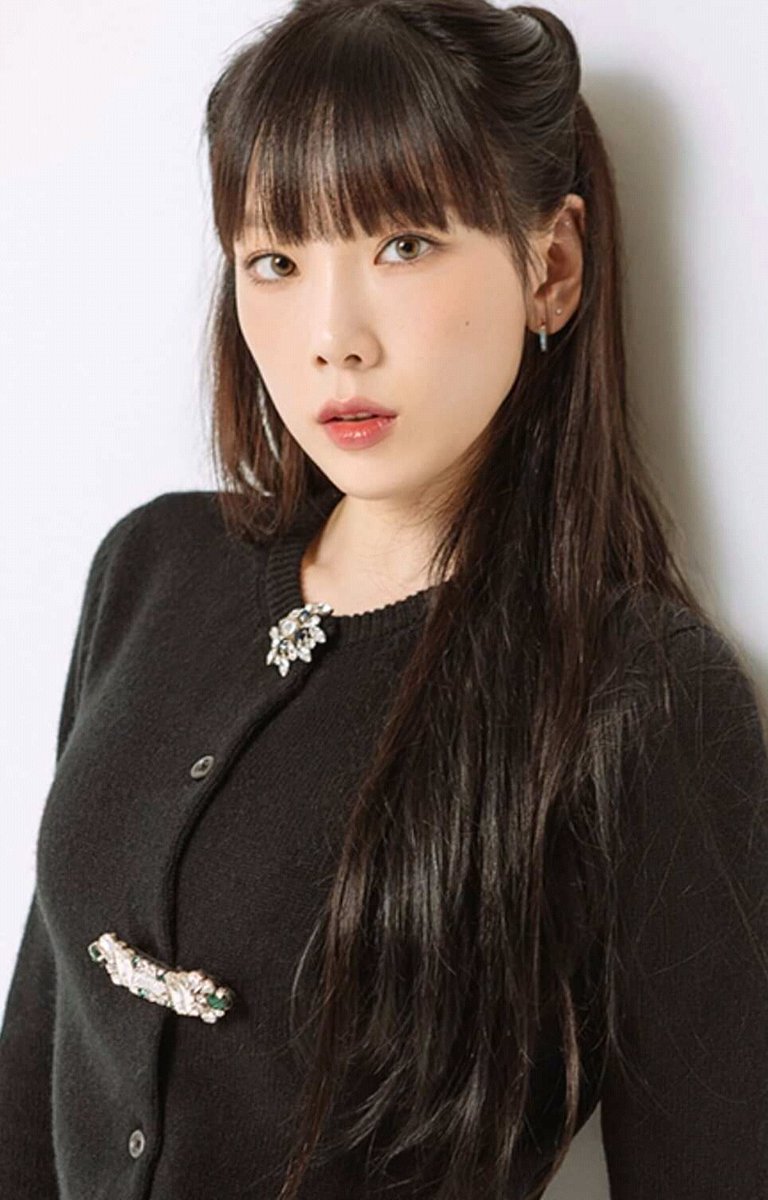 Smstan79286566's tweet photo. #TAEYEON_WDIYC
#태연_왓두아이콜유_오늘발매
To The Moon cũng hay lắm á chị iu https://t.co/NIrwXM1SBy